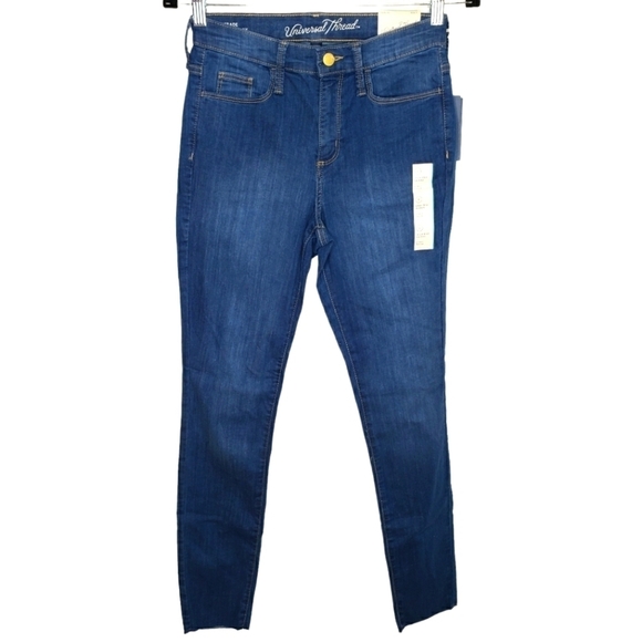Universal Threads High Rise Skinny 26 Waist Regular - Picture 13 of 13